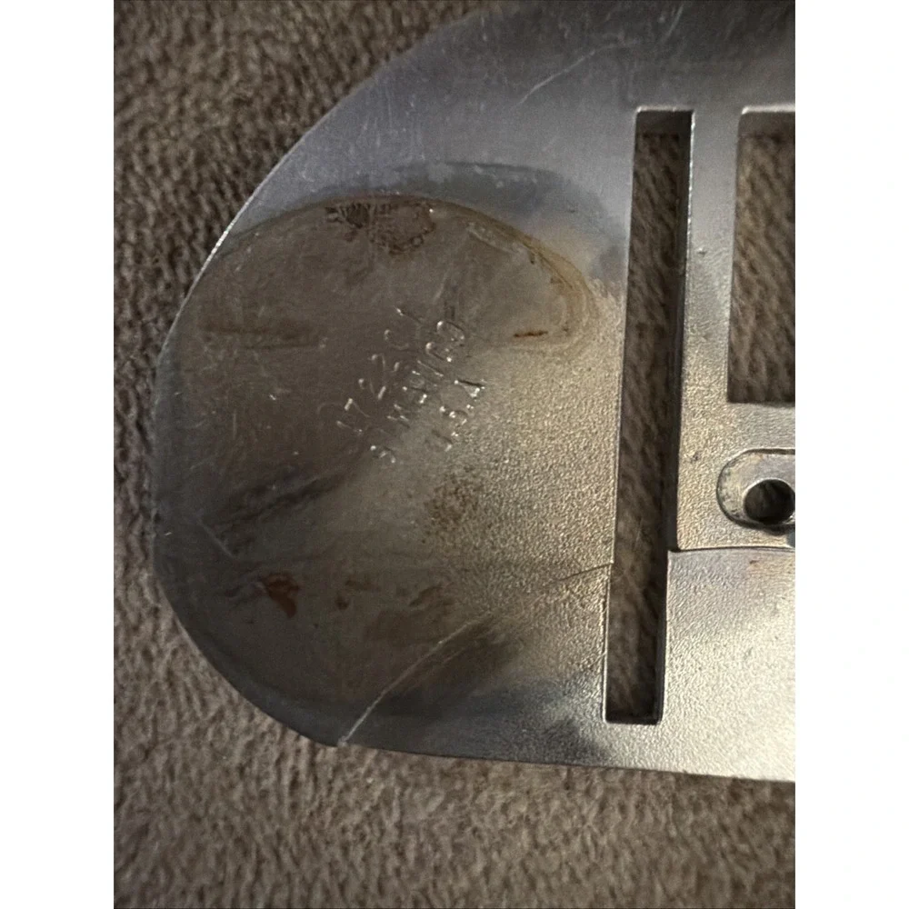 Original Singer AK3 Slant Shank Straight stitch Throat Plate 401 401A 500A 503A